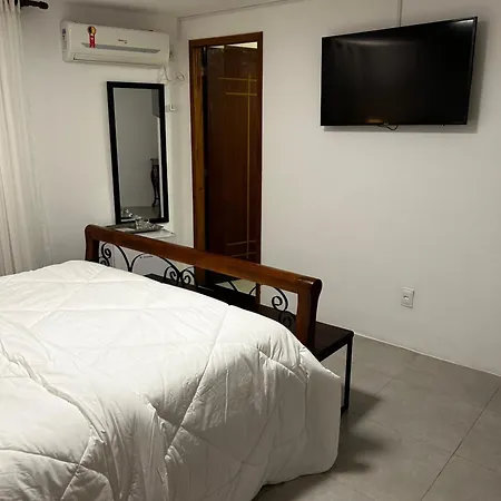 Recanto Dos Vianas Secretario Exterior photo