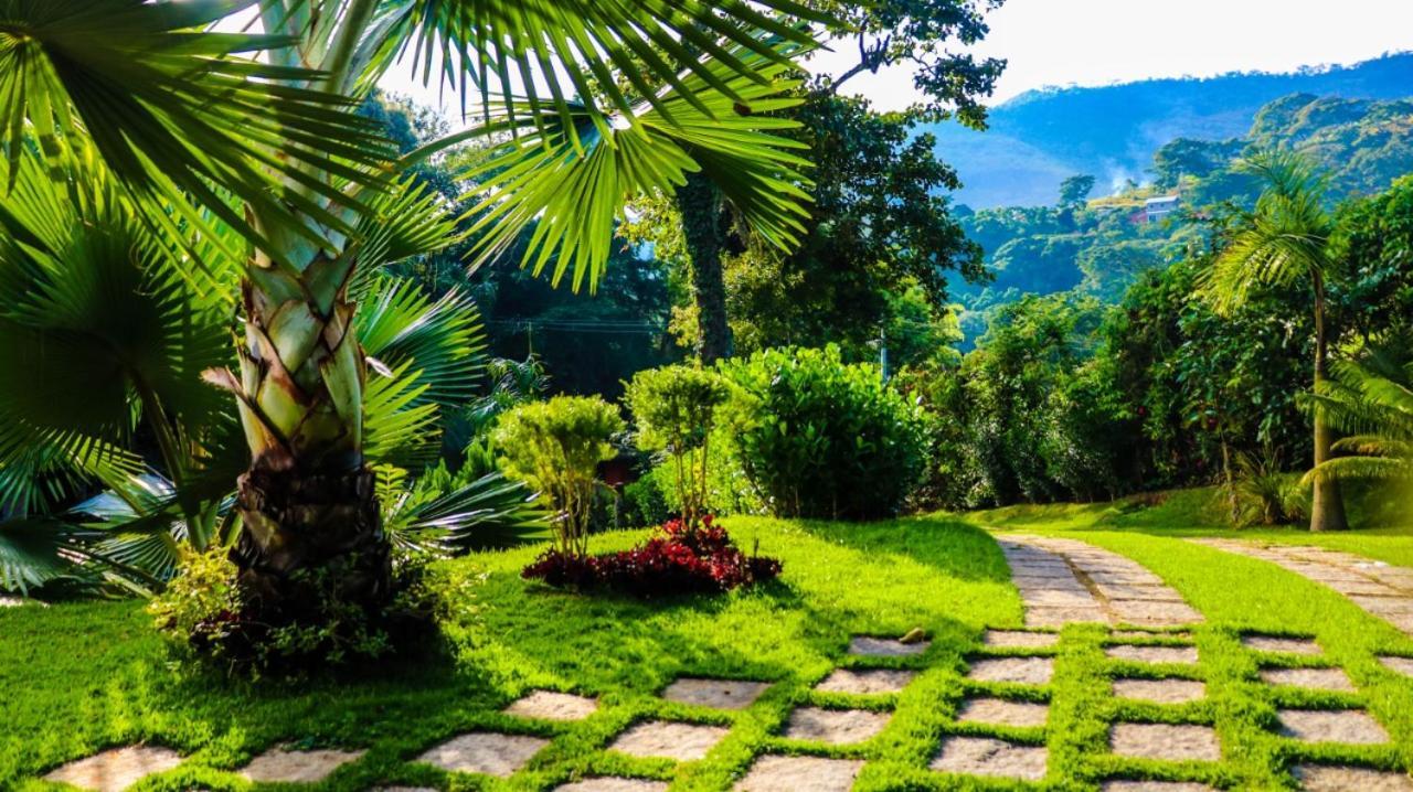 Recanto Dos Vianas Bed & Breakfast